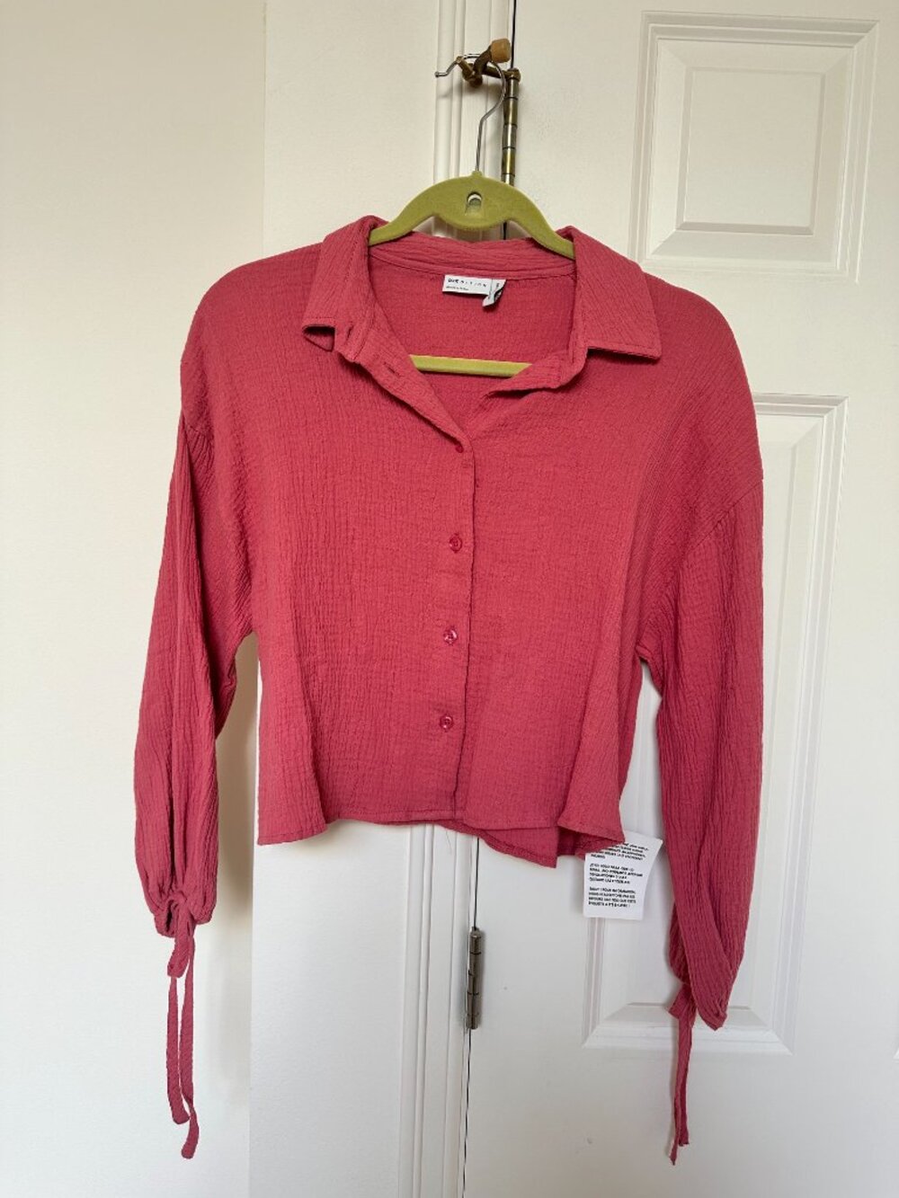 ASOS DESIGN cropped textured cotton shirt in pink - New
